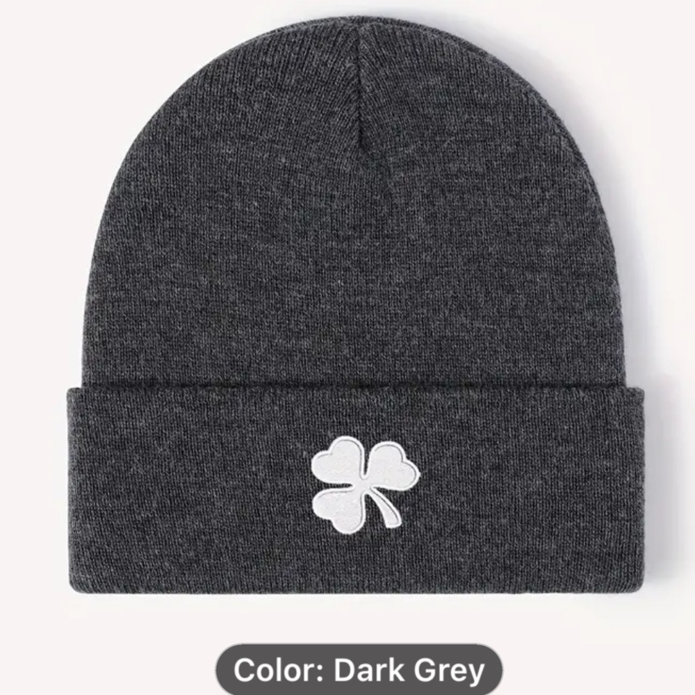 NIP Lucky Clover Embroidery Graphic Beanie Knit Beanie Hat Cap